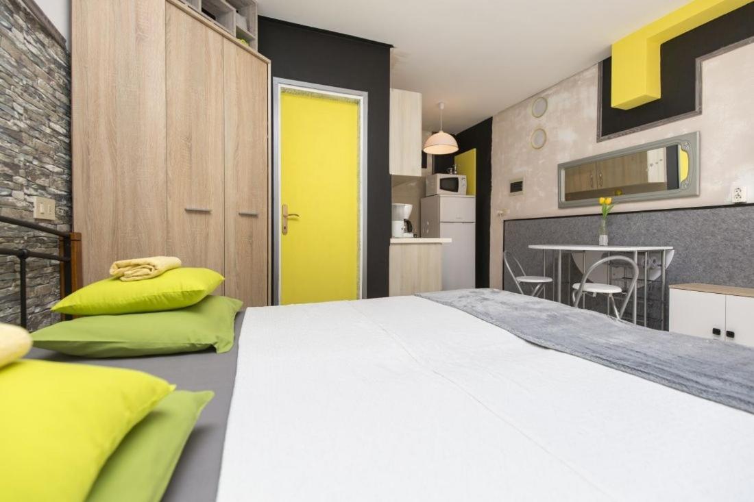 Apartments With Wifi Rabac, Labin - 17261 Room photo